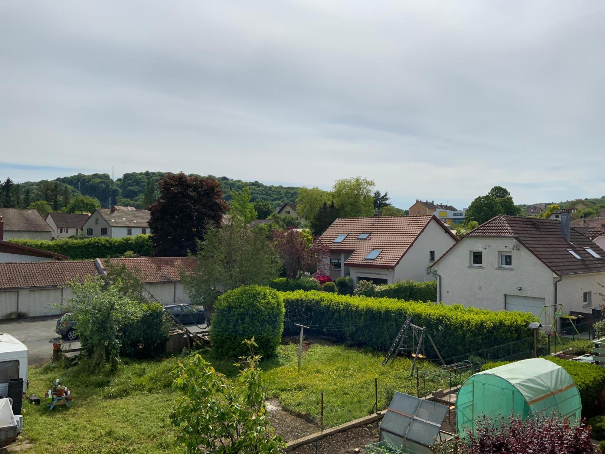 Le Nid Fleuri De Homestay