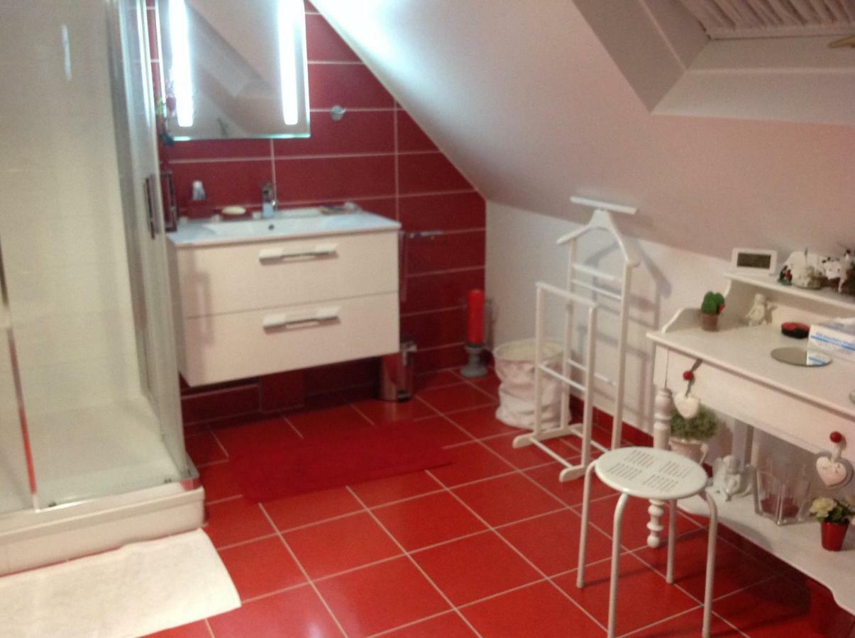 Le Nid Fleuri De Séjour chez l'habitant Cravanche